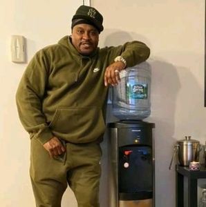 Meet your Posher, Douglas